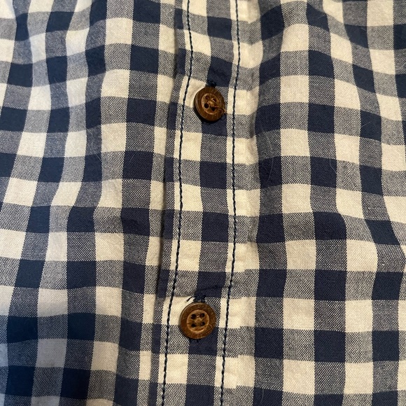 Button checkered button down size 7 - Picture 2 of 3